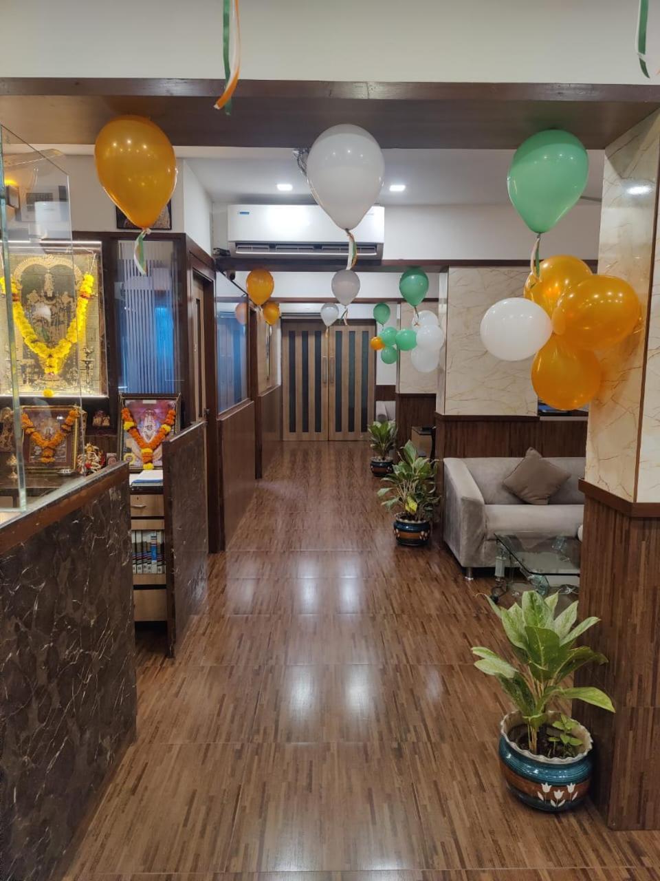 Hotel Maharana Inn Chembur Mumbai Eksteriør bilde