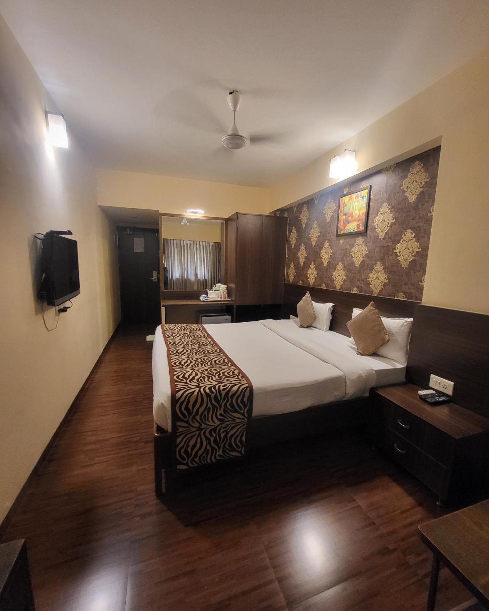 Hotel Maharana Inn Chembur Mumbai Eksteriør bilde